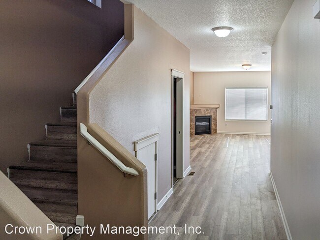 Building Photo - 4 br, 2.5 bath House - 739 Morning Glory D...