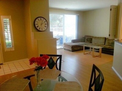 Foto del edificio - 678 Azure Ln