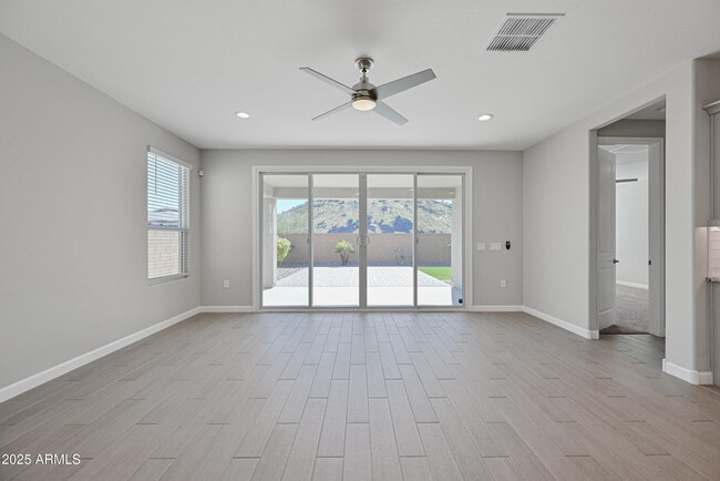 Foto del edificio - 1825 E Saguaro Park Ln