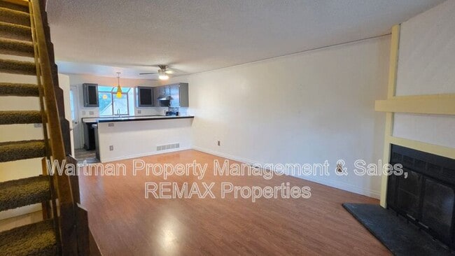 Building Photo - 6818 Ravencrest Dr
