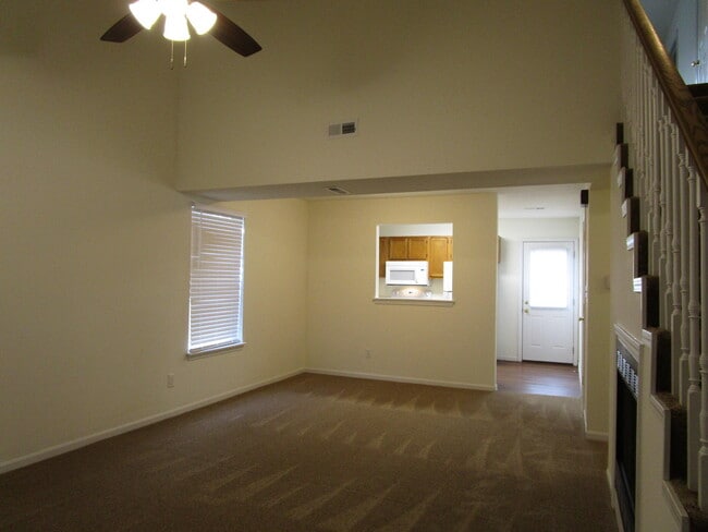 Building Photo - 3538 Prescott Dr