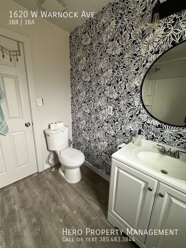 Building Photo - 1620 W Warnock Ave