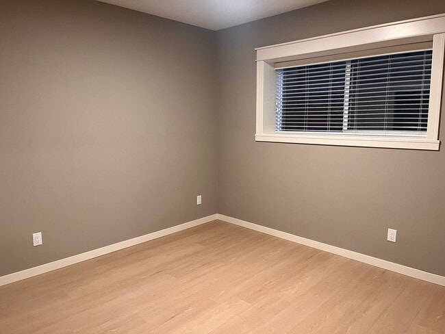 Building Photo - 2163 Riesling Dr