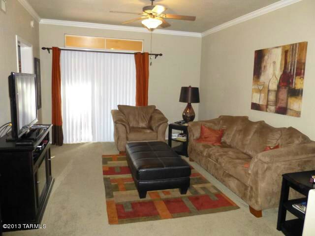 Foto del edificio - 7050 E Sunrise Dr
