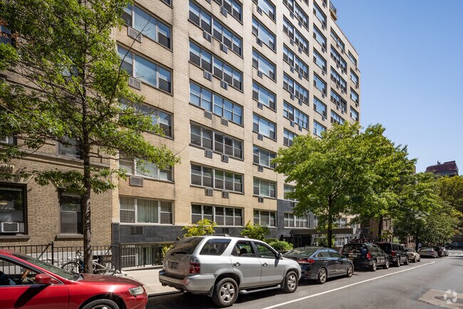 Building Photo - 435 E 65th St