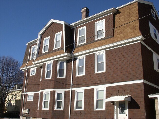 Building Photo - 103 Prospect St