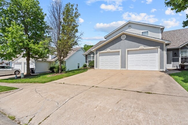 Building Photo - 3523-3525 Prescott Dr.