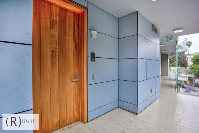 Foto del edificio - Oceanview Luxurious Chic Condo for High Quality Lifestyle