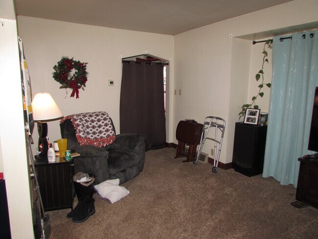 Foto del edificio - 1233 S 87th St