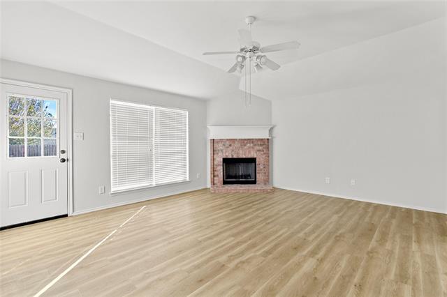 Foto del edificio - 12317 Rolling Ridge Dr