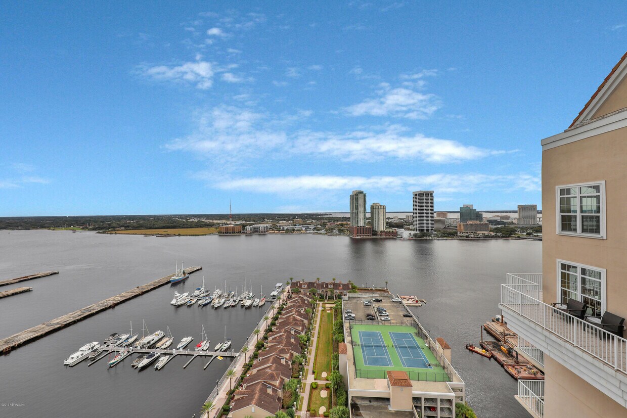 400 E Bay St Unit PENTHOUSE #3, Jacksonville, FL 32202 - Condo for Rent ... - Penthouse Rentals Jacksonville Fl