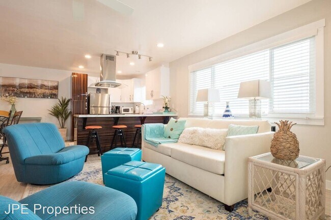 Building Photo - 4073 Gresham St