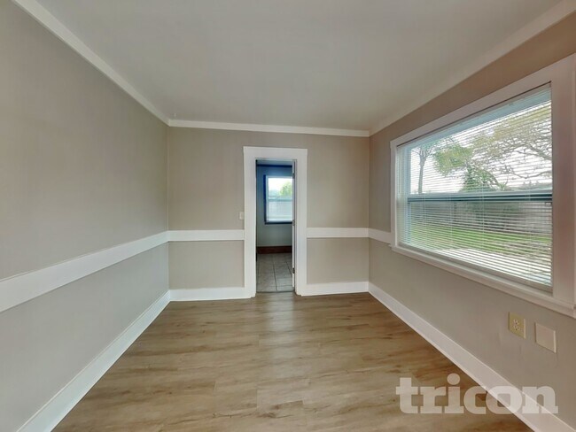 Foto del edificio - 615 5th Ave N