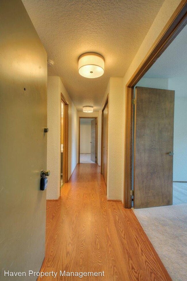 Foto del edificio - 3 br, 2 bath House - 715 143rd Ave NE Apt H30