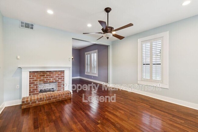 Foto del edificio - 715 S Barnett Ave