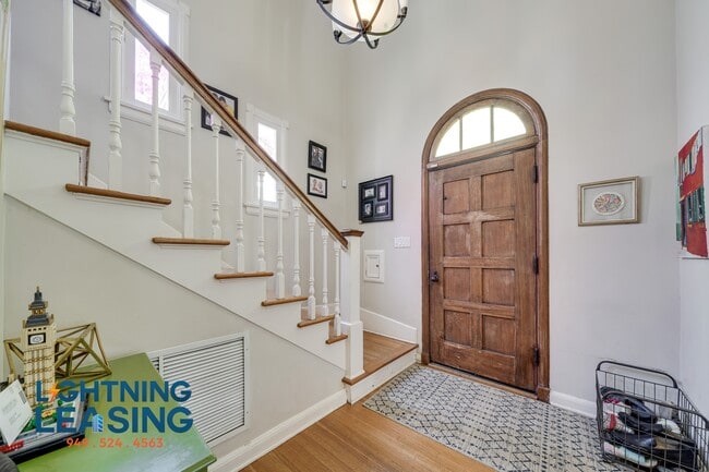 Building Photo - 815 S Highland-A