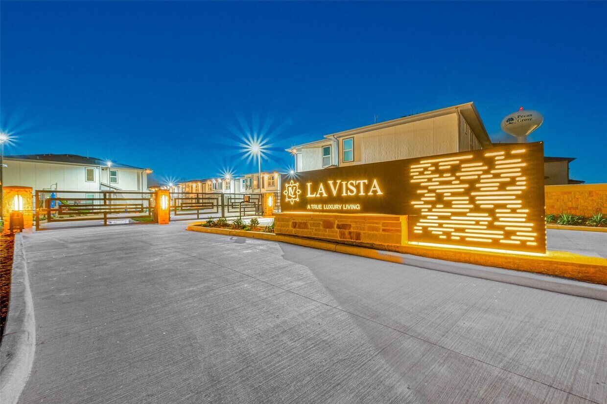 Foto del edificio - 10719 Mason Rd