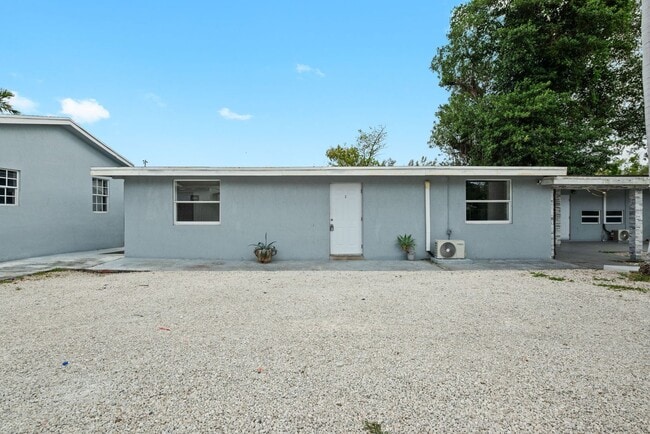 Building Photo - 10990 NW 18th Ave