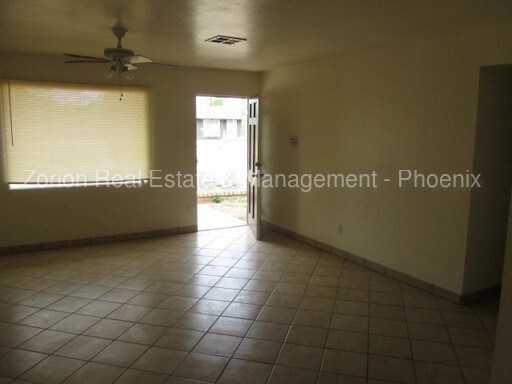 Building Photo - 5901 N 31st Ave