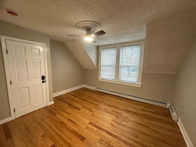 Foto del edificio - 17 Central St