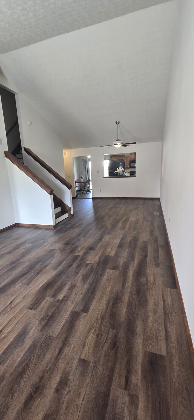 Foto del edificio - 6342 Jamison Way