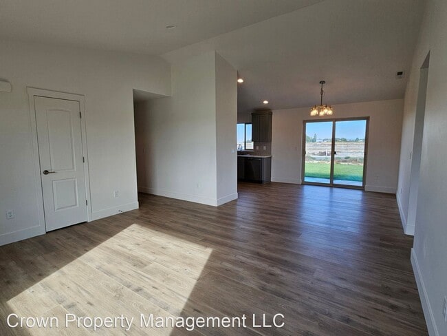 Foto del edificio - 3 br, 2 bath House - 10401 Silverbright Dr