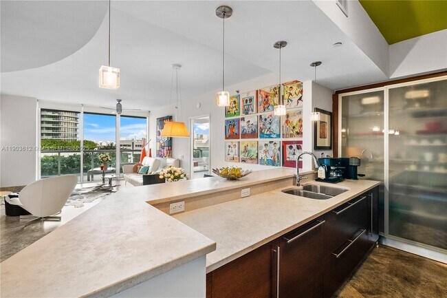 Foto del edificio - 450 Alton Rd