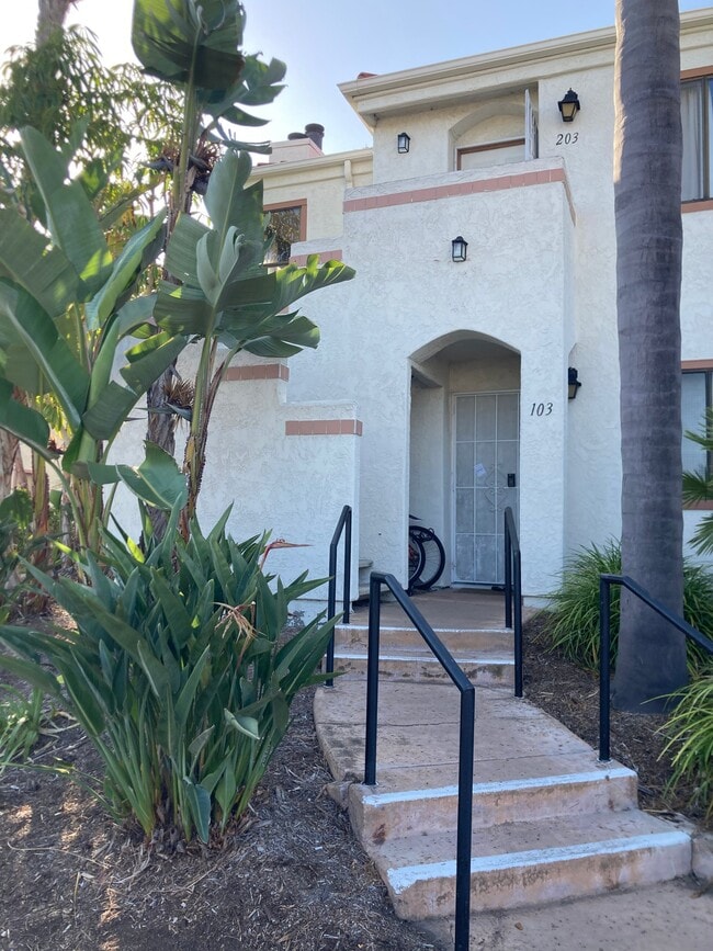 Building Photo - 9312 Twin Trails Dr