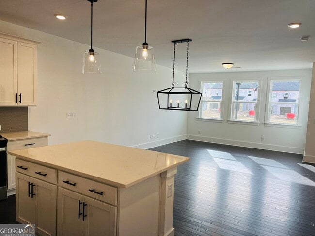 Building Photo - 1568 Driggs Dr NW