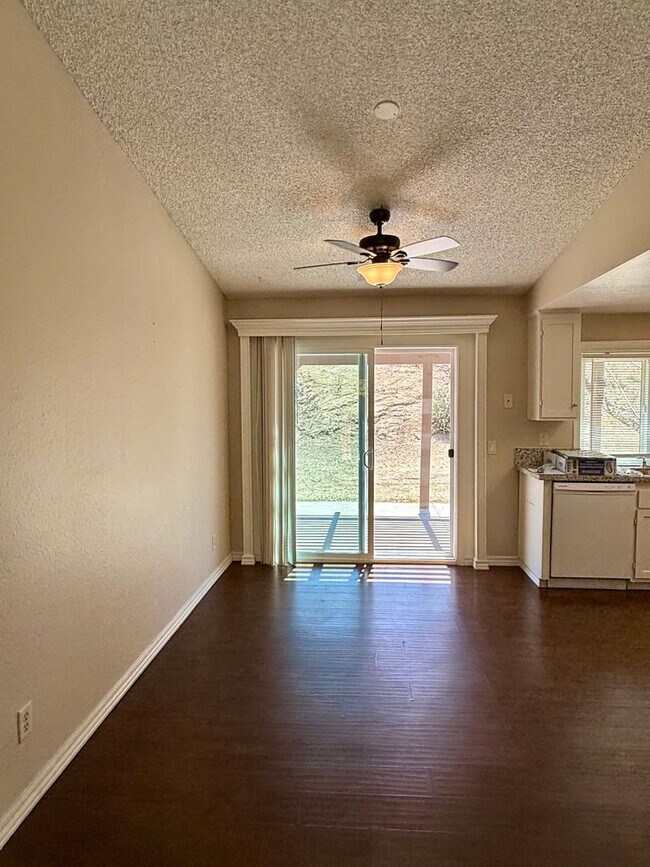 Foto del edificio - Lovely 3 bd, 2 bath in Moreno Valley