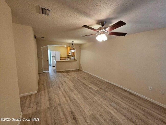 Building Photo - 730 Margie Dr