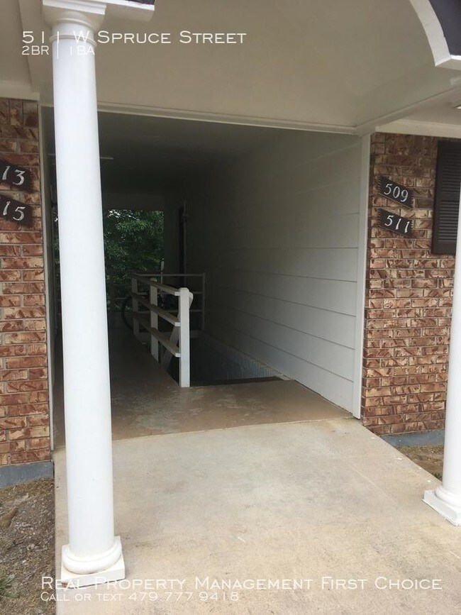 Building Photo - 2 bedroom in Fayetteville AR 72703