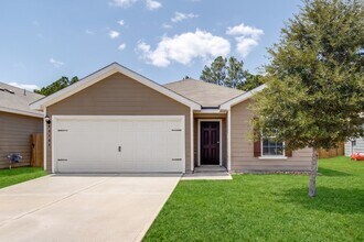 Building Photo - 23104 Shakespeare Dr