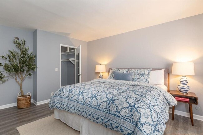 Foto del edificio - 4800 Williamsburg Ln