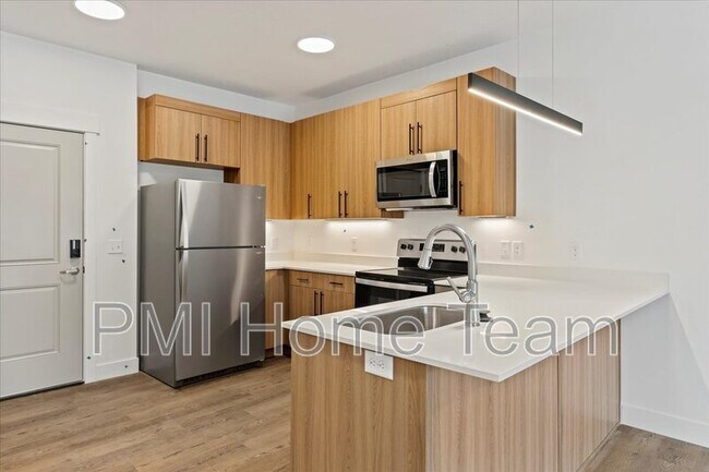 Foto del edificio - 3378 Washington Blvd