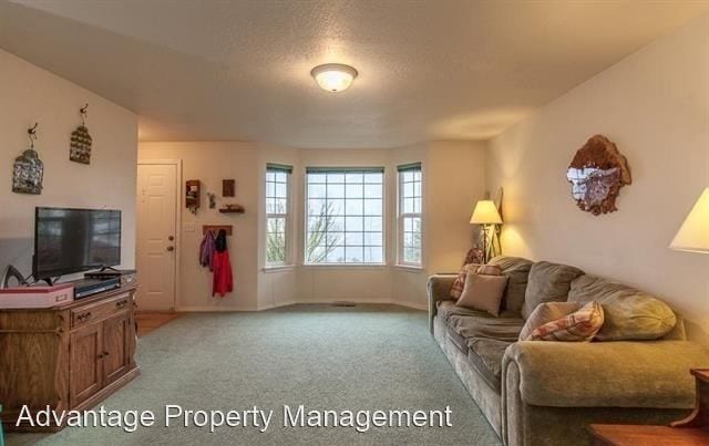 Building Photo - 3 br, 2 bath House - 3122 30th SE