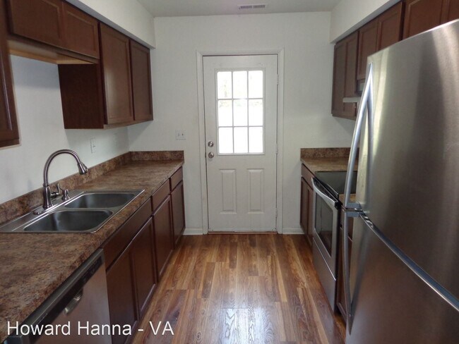 Building Photo - 2 br, 2 bath House - 3914 Roebling Lane