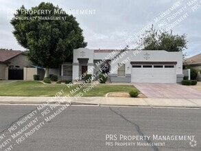 Building Photo - 1435 E Galveston St