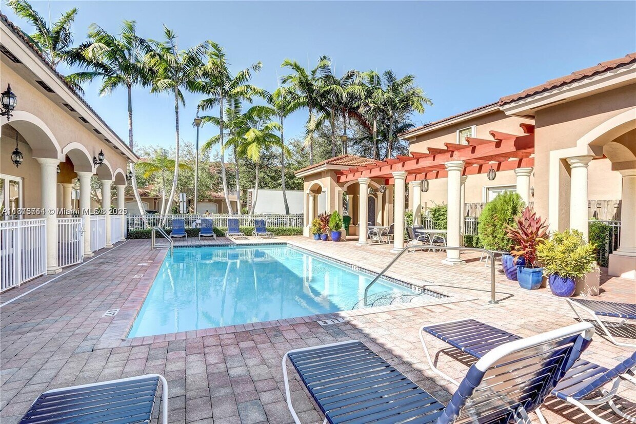 Foto del edificio - 8122 SW 119th Ct