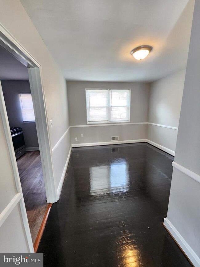 Building Photo - 444 S Chapel Gate Ln