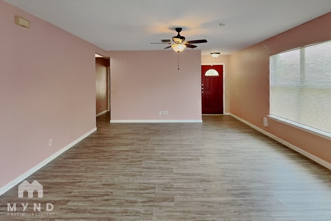 Building Photo - 7009 Blossom Creek