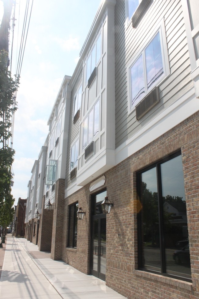 The Bromley at 44 Main Apartments Little Falls, NJ