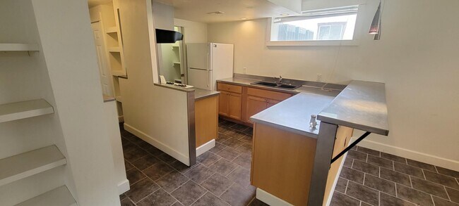 Foto del edificio - 303 Center St