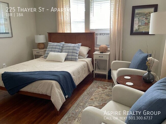 Foto del edificio - 225 Thayer St