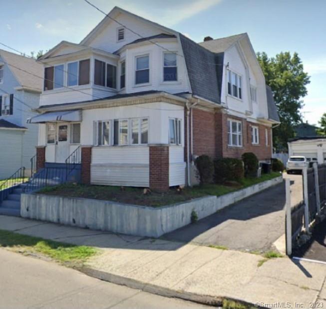 Primary Photo - 307 Marion St