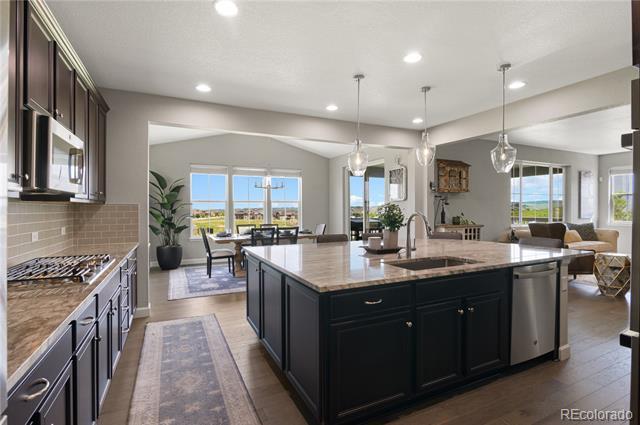 Foto del edificio - 9187 Swan River St