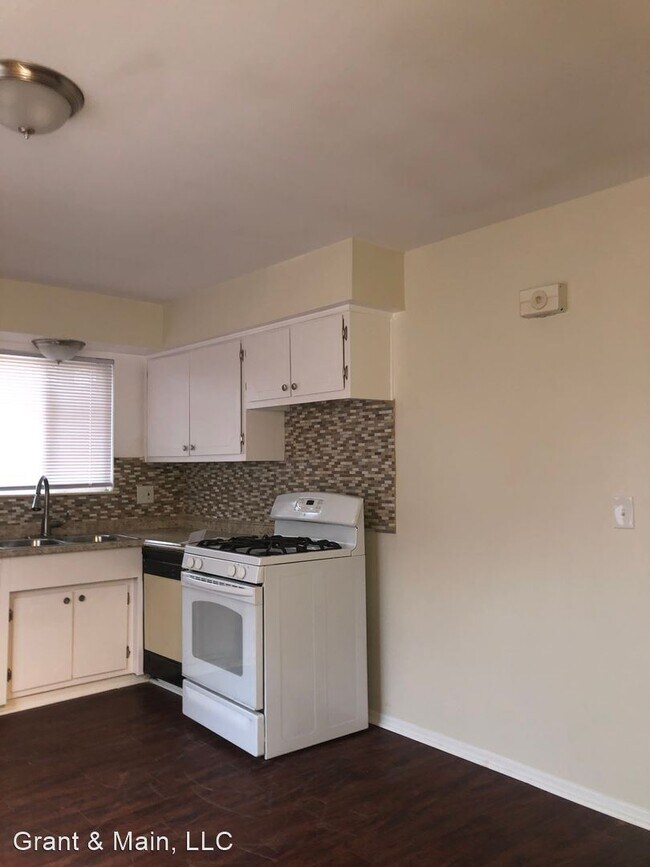 Building Photo - 3 br, 1.5 bath House - 5148 Harding