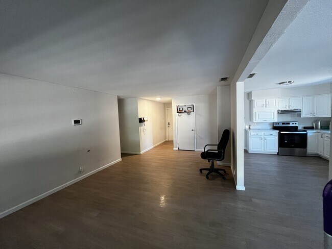 Foto del edificio - 2333 Zinfandel Dr