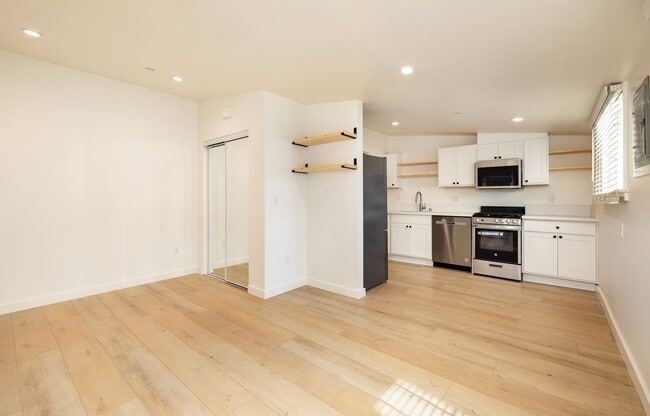 Foto del edificio - Studio - Downtown Santa Barbara