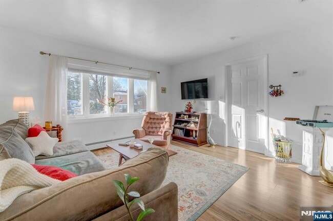 Building Photo - 13 Murray Rd